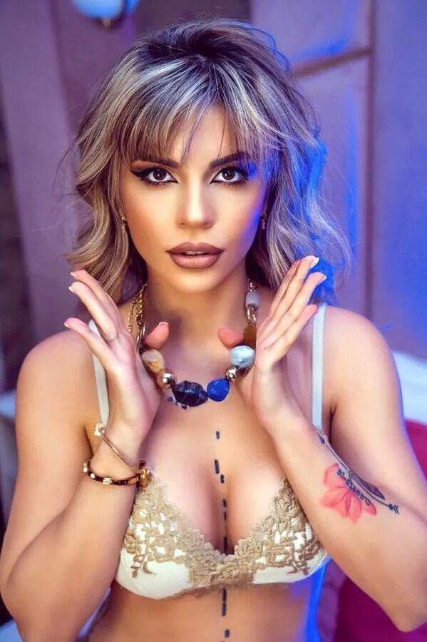 Alexa Creed Free Photos