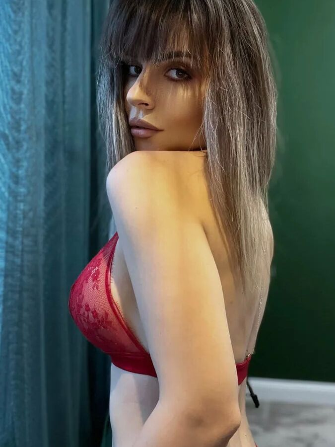Alexa Creed Free Photos