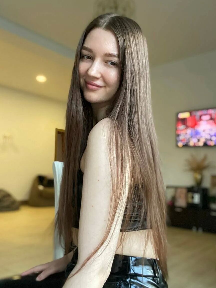 Findom Goddess Sonya Free Photos