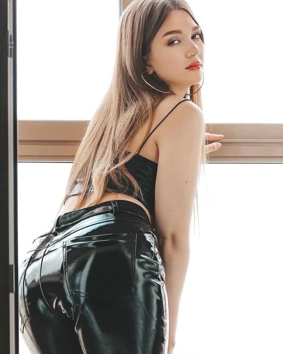 Findom Goddess Sonya Free Photos