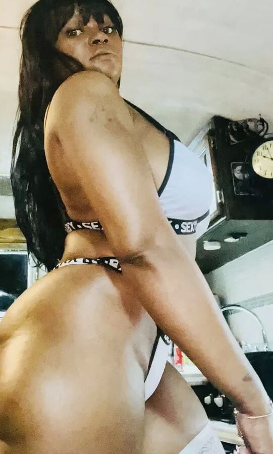 Sexy Ebony Pics cont.