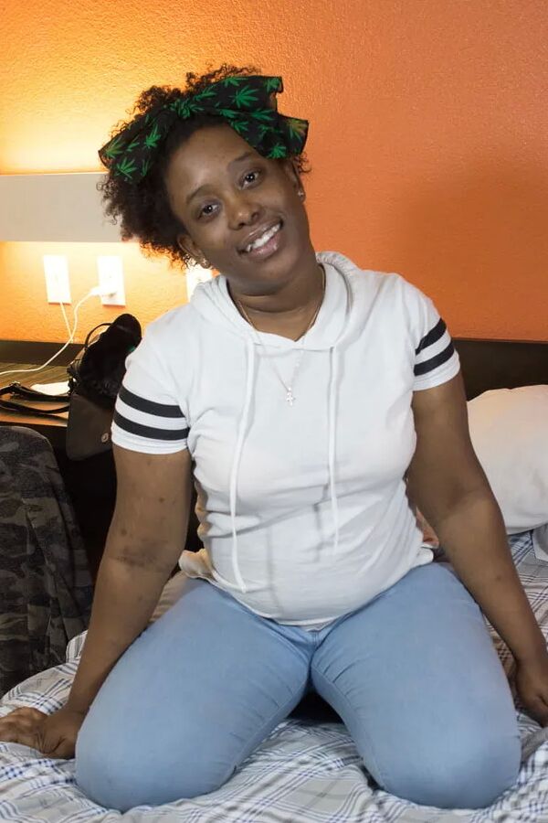 Juicy Jei Big Ebony Ass And Big Feet