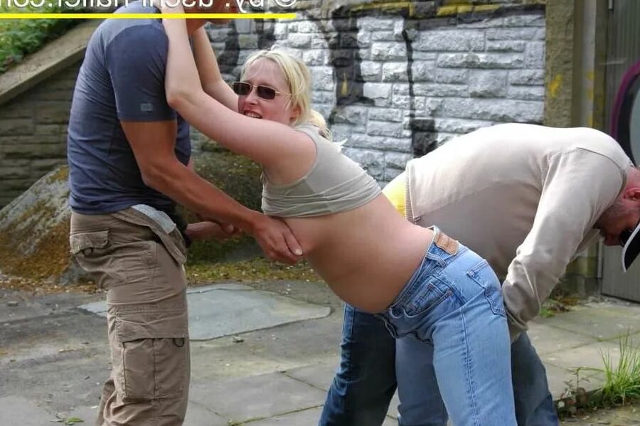 Blonde cum slut Dany Sun fucking outdoor