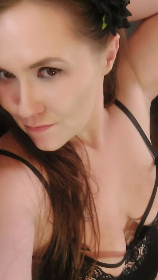 Sexy Mommy Katie