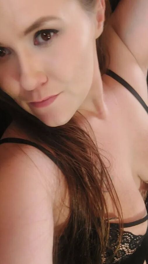 Sexy Mommy Katie