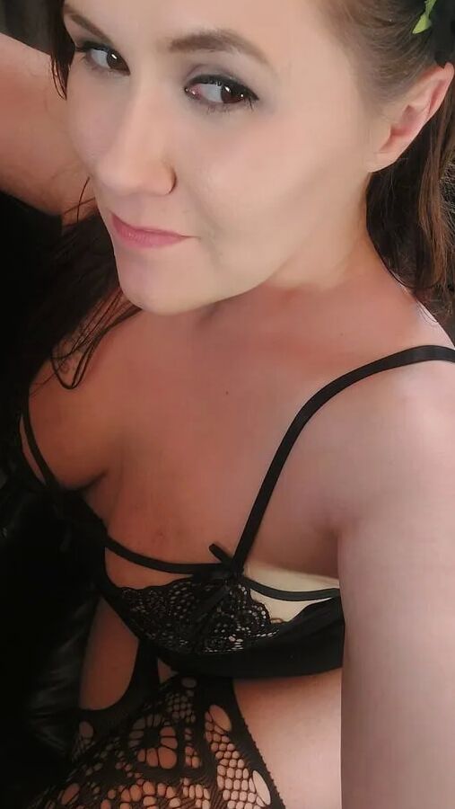 Sexy Mommy Katie