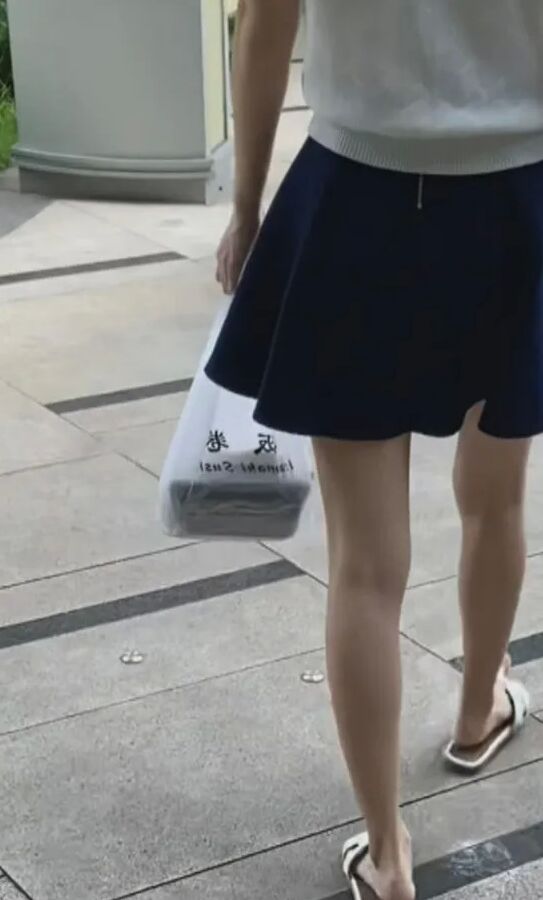 Cum girl eating takeaway sandals shoes