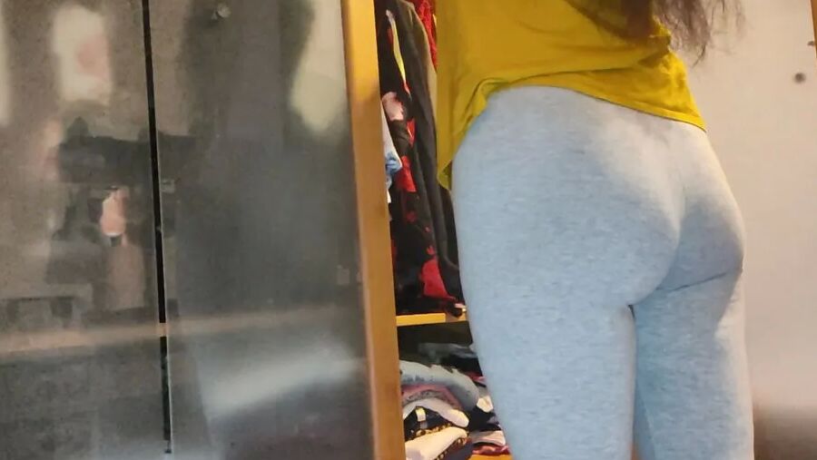 Mature MILF Stepmom