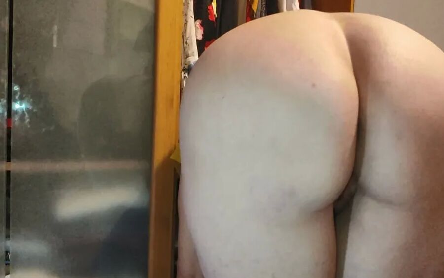 Mature MILF Stepmom