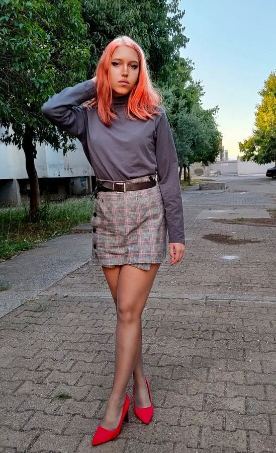 Classy Pics Of Dana In Pantyhose