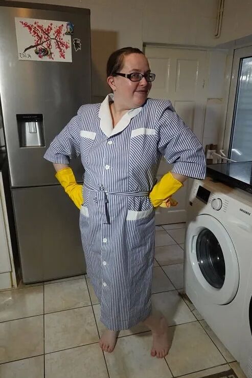 Maid Cleaning