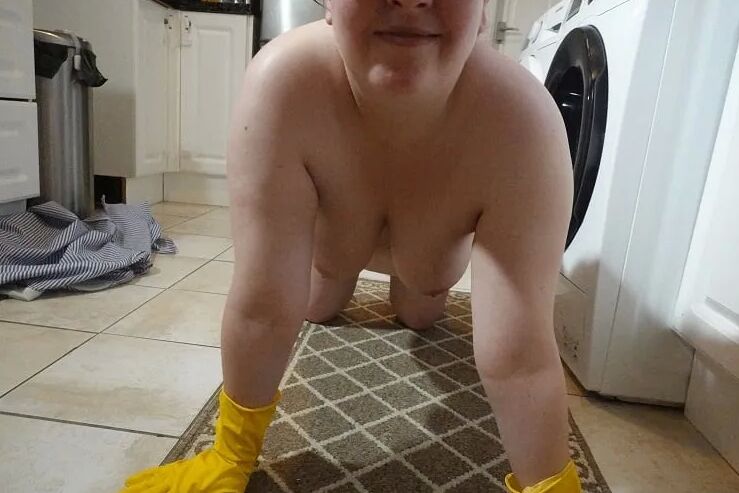 Naked Cleaning in Rubber Gloves