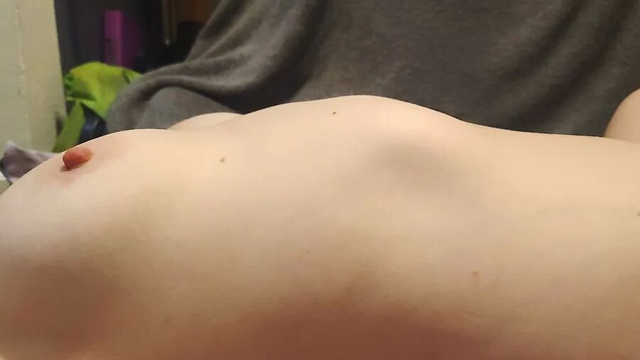 Nudes 4 U