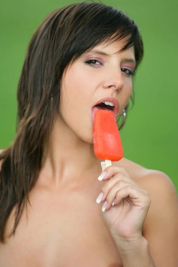 Monika Vesela: Ice lolly