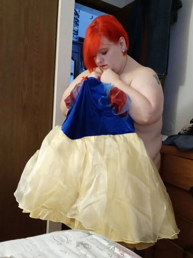 Raven plays Dress Up