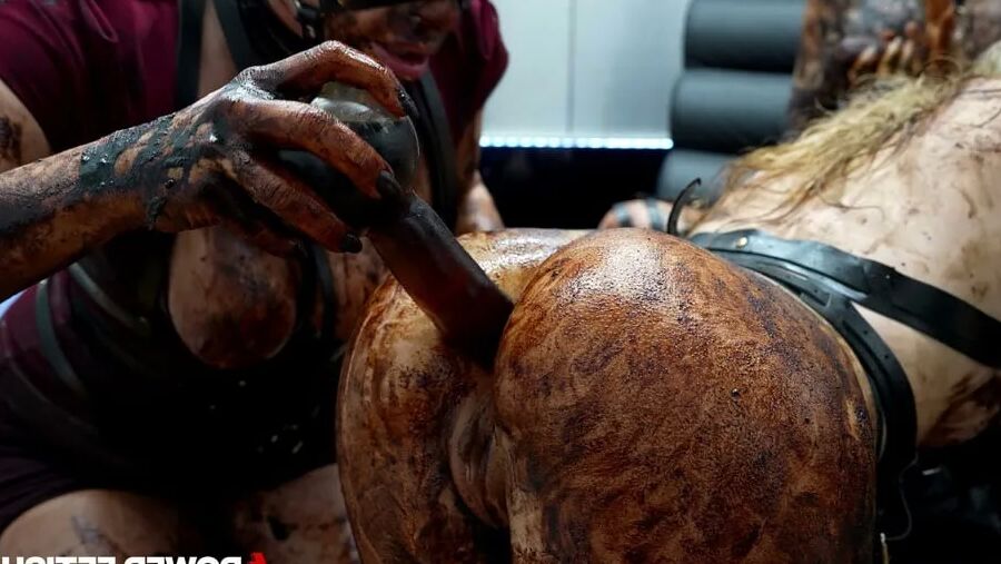 Chocolate Anal Squirt