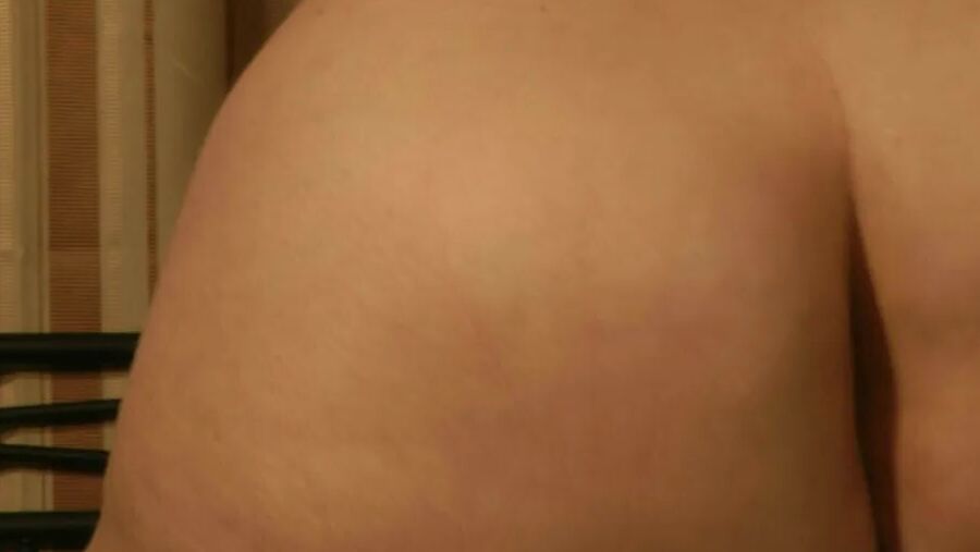 Masturbates in nylons