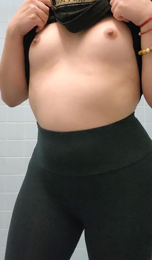 Bathroom pt 2!
