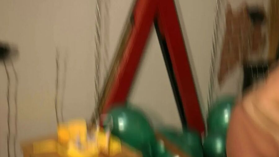 Brown stockings and green balloons