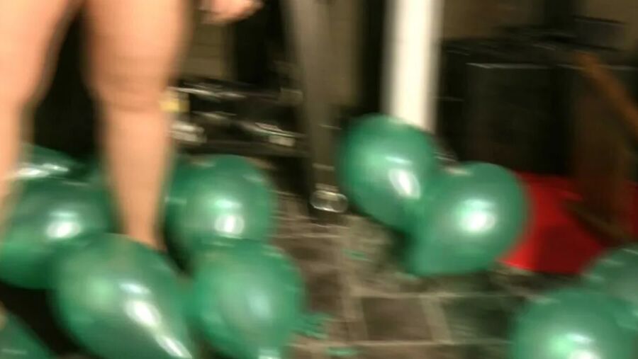 Brown stockings and green balloons