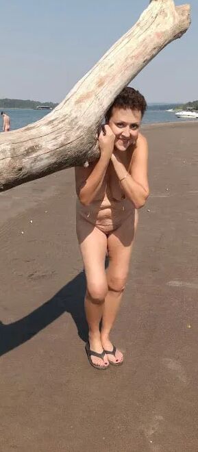 Pictures taken at the naked beach with cleanjean