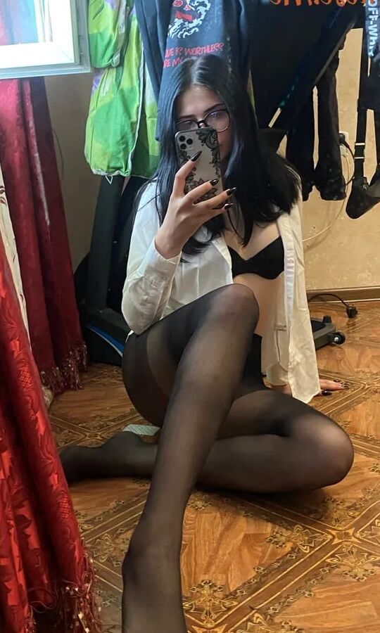 Nerdy Brunette Babe Michelle In Pantyhose Taking Selfies