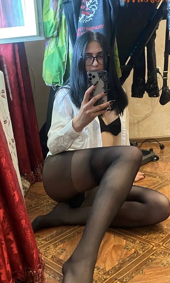 Nerdy Brunette Babe Michelle In Pantyhose Taking Selfies