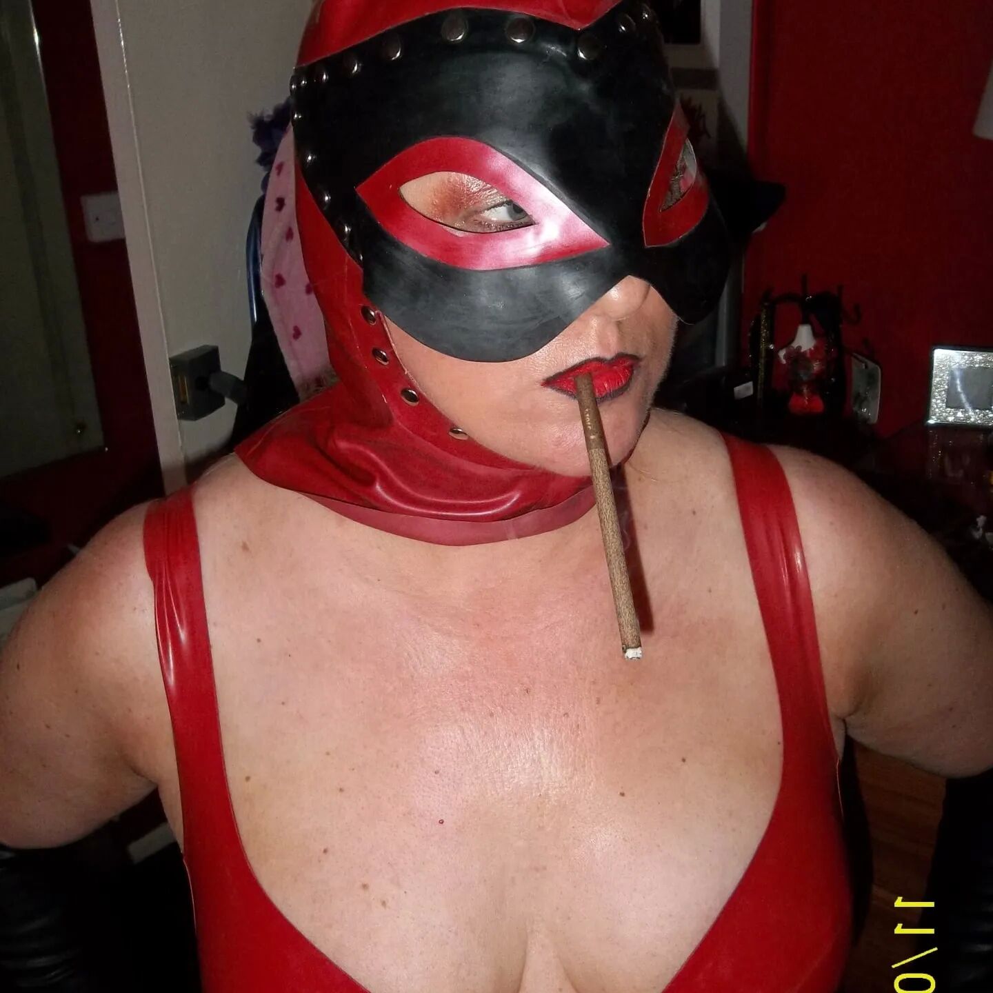 SHIRLEY SLUT 265