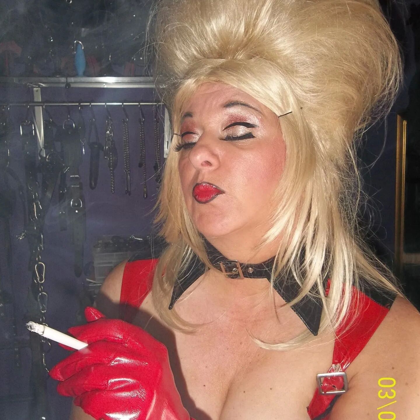 SHIRLEY SLUT 260