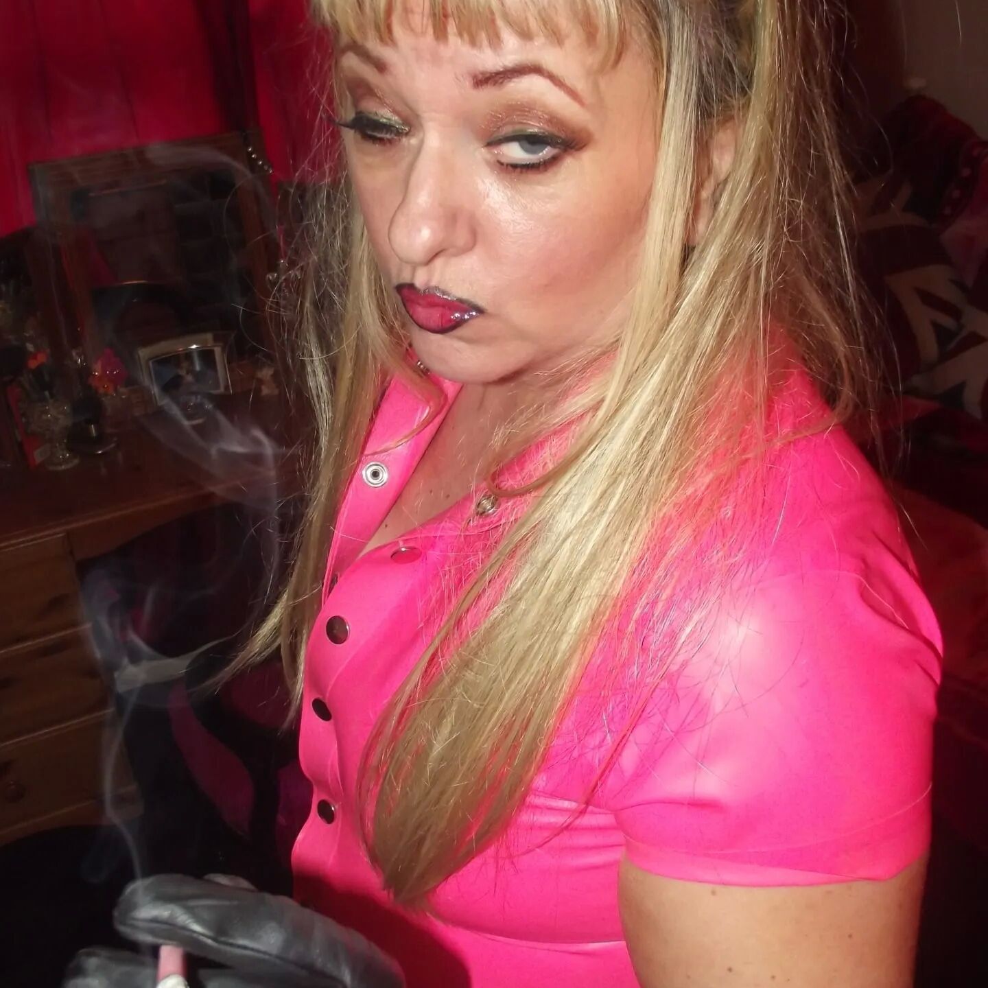 SHIRLEY SLUT 186