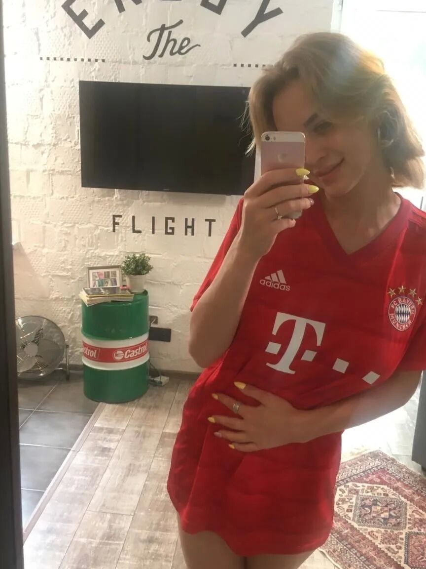 Do you think I look good in this?