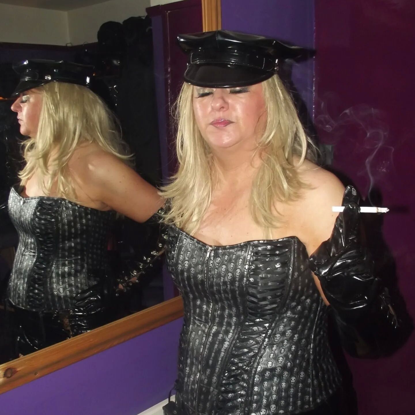 SHIRLEY SLUT 184