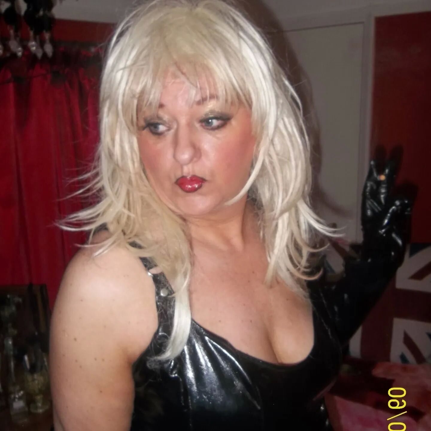 SHIRLEY SLUT 185