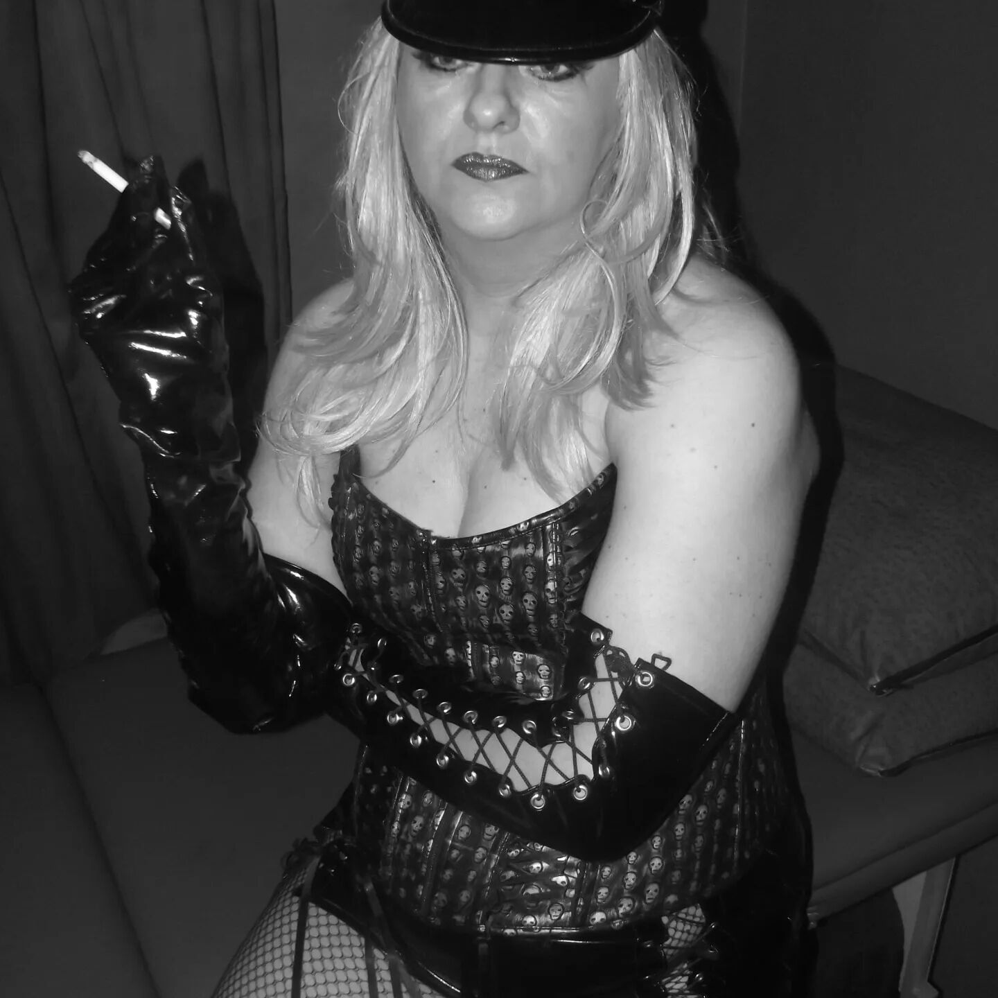 SHIRLEY SLUT 184