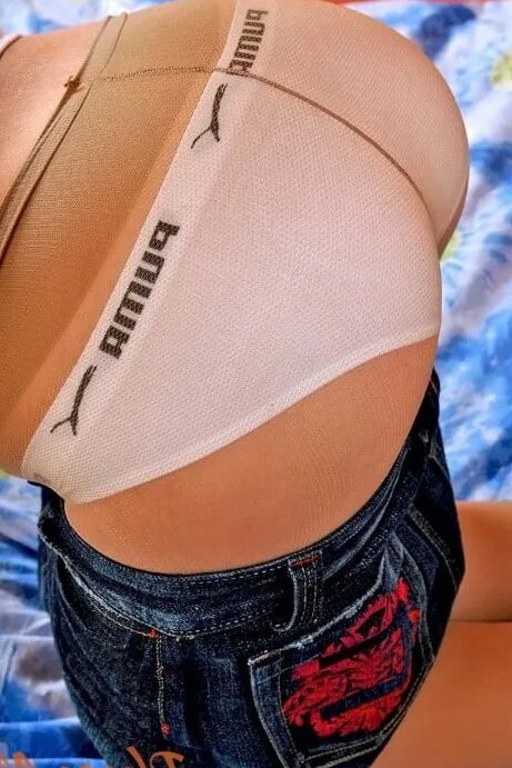 Eighteen Y.O. In Jean Skirt Showing Her Panties & Pantyhose