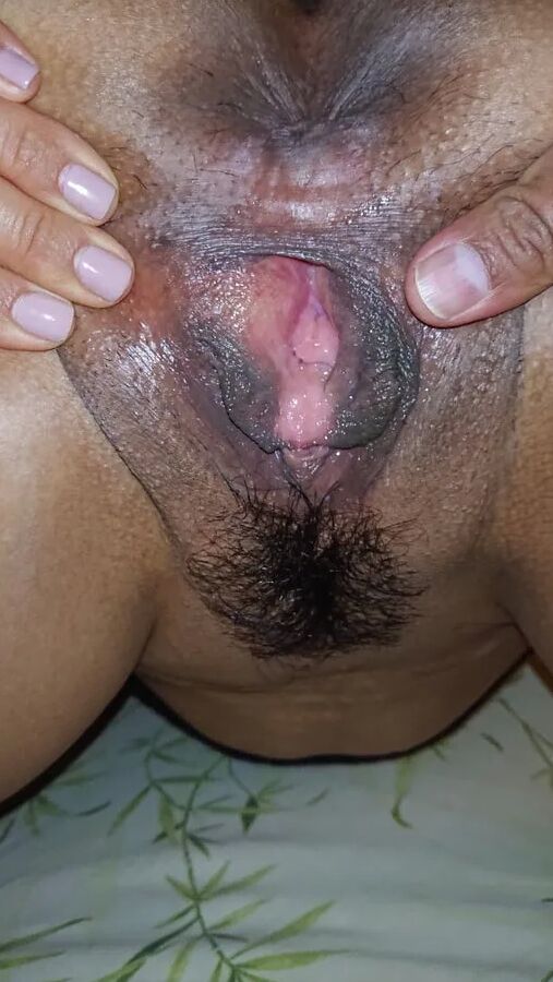 Getting deep into M's pussy
