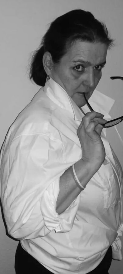 New black and white pictures of Sandy