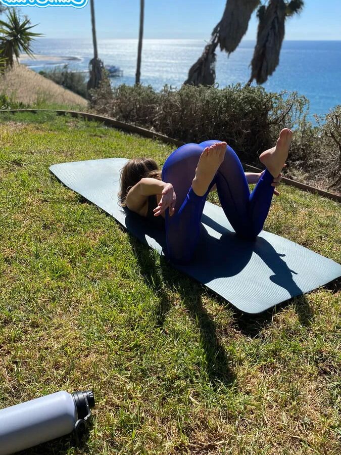 Katie kush shows us what a normal yoga session looks like fo