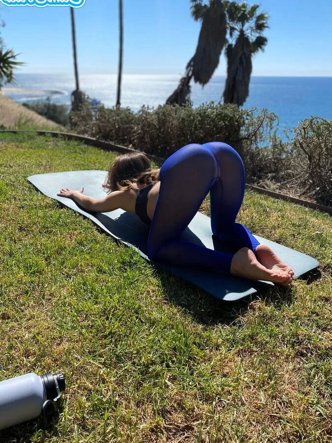 Katie kush shows us what a normal yoga session looks like fo