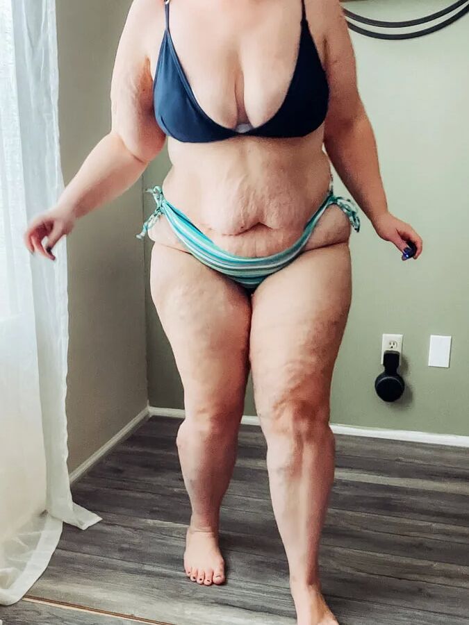BBW Tries on a Micro Bikini striping down and gets naked