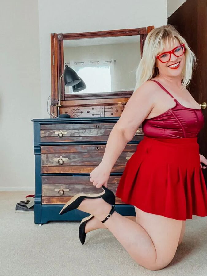 Naked Fat Girl, Big Girls are Best
