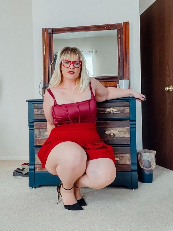Naked Fat Girl, Big Girls are Best