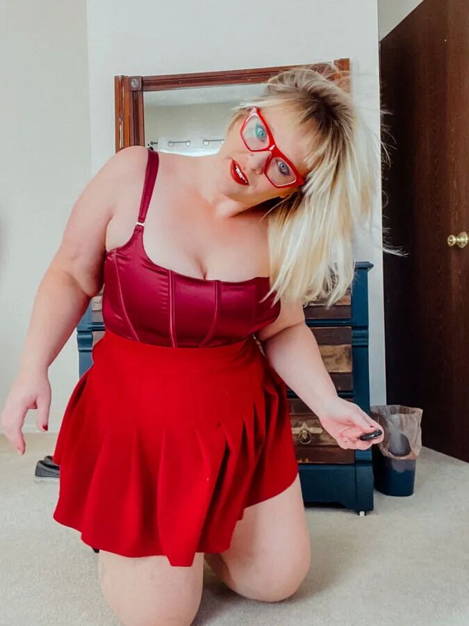 Naked Fat Girl, Big Girls are Best