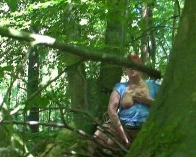 Voyeur - Masturbating In Forest