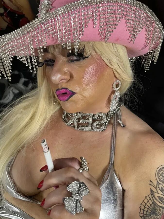 SHIRLEY COWGIRL SLUT
