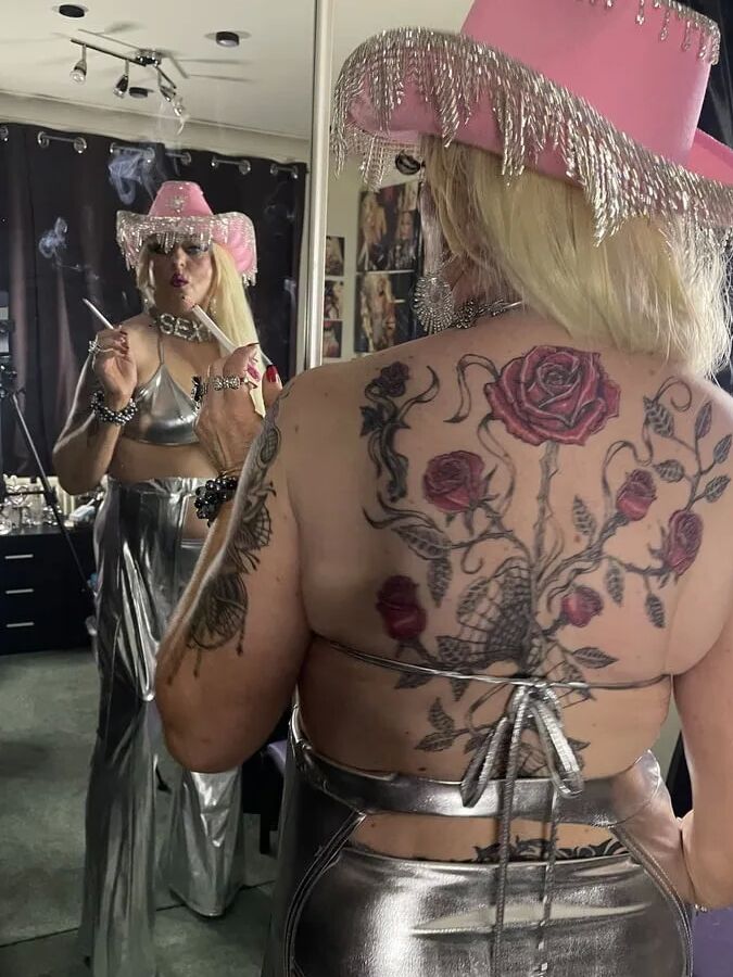 SHIRLEY COWGIRL SLUT