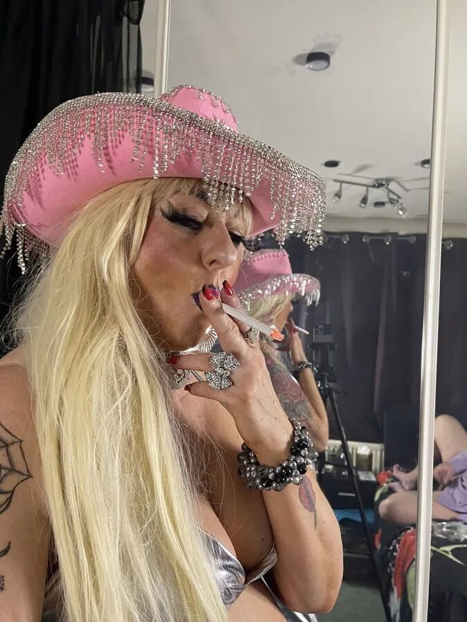 SHIRLEY COWGIRL SLUT