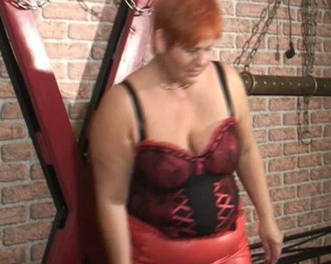 Spanking, finger nails, pussy licking