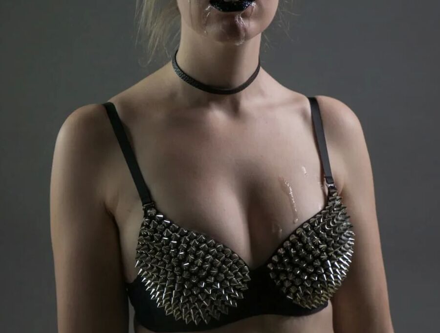 German mistress in stockings seduces slave - clothedplesures