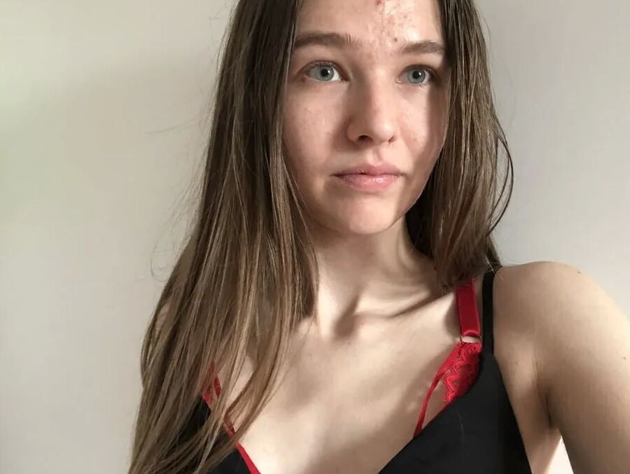 My Pix! 18yo Full Set Nudes and Pussy closeup